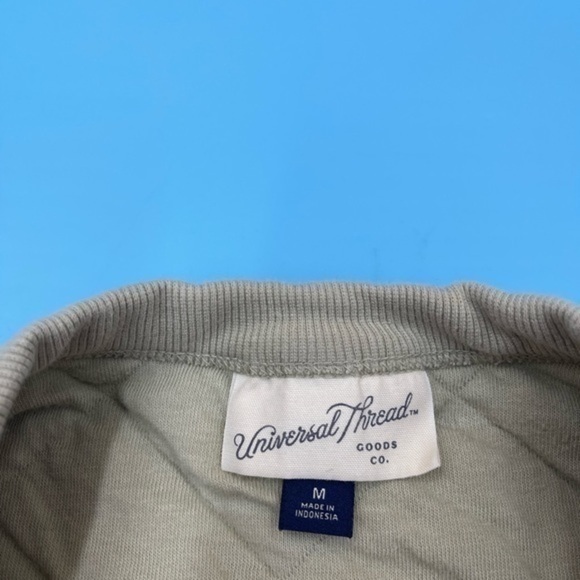 Universal Thread Quilted Crewneck Sweatshirt - Picture 3 of 3